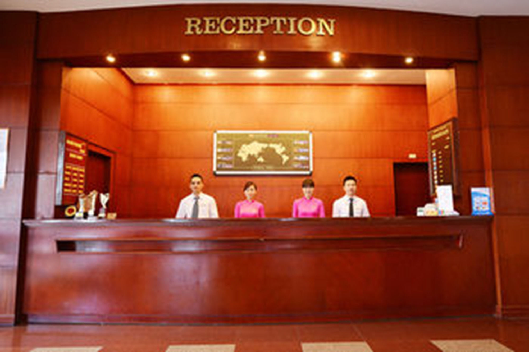 Grand Ha Long Hotel Exteriör bild